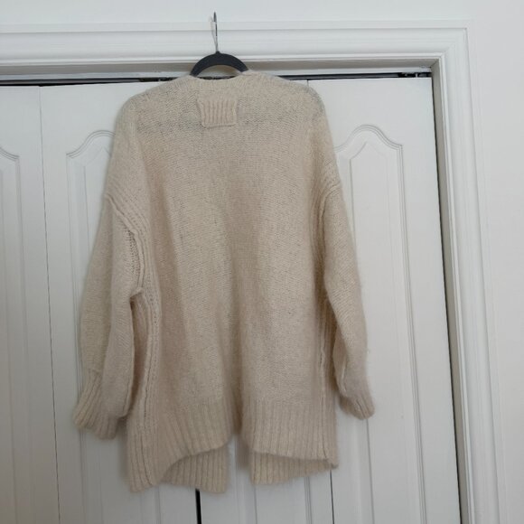 Cream Oversized Knit Cardigan – Cozy Chunky Sweater - Picture 7 of 8